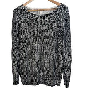 R66 - WHITE HOUSE BLACK MARKET - LIGHTWEIGHT SWEATER - MEDIUM -ELBOW PATCH